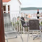 דירה Mia - Spacious On 85 M2 With Beautiful Sea View