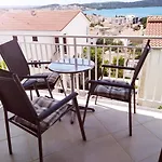 דירה Mia - Spacious On 85 M2 With Beautiful Sea View *