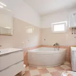 Mia - Spacious On 85 M2 With Beautiful Sea View דירה *