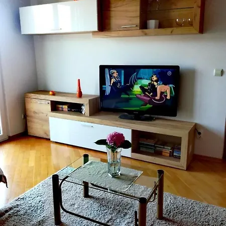 Mia - Spacious On 85 M2 With Beautiful Sea View 特罗吉尔