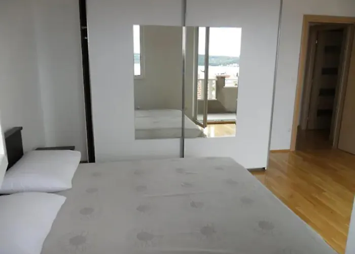 Mia - Spacious On 85 M2 With Beautiful Sea View Appartement *