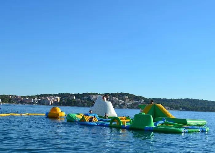 Mia - Spacious On 85 M2 With Beautiful Sea View Appartement Trogir