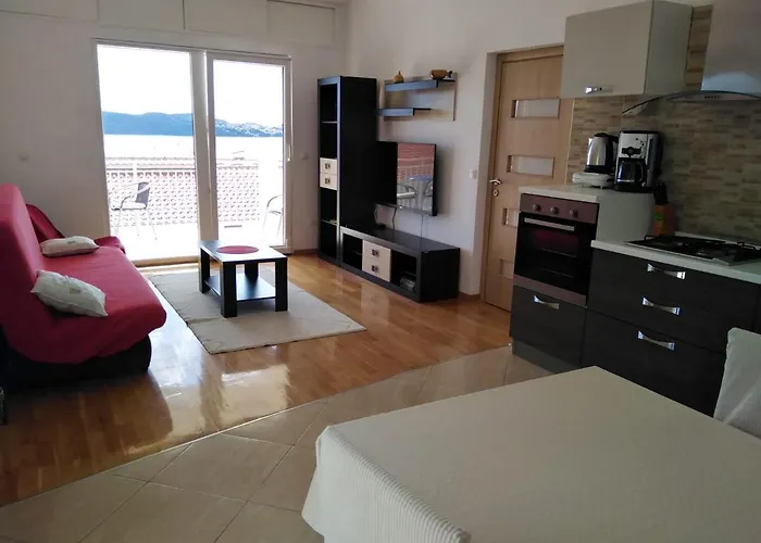 Apartman Mia - Spacious On 85 M2 With Beautiful Sea View
