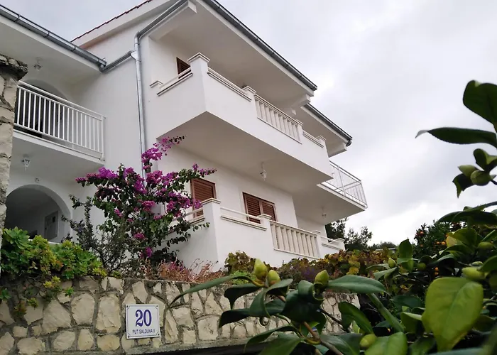 Mia - Spacious On 85 M2 With Beautiful Sea View