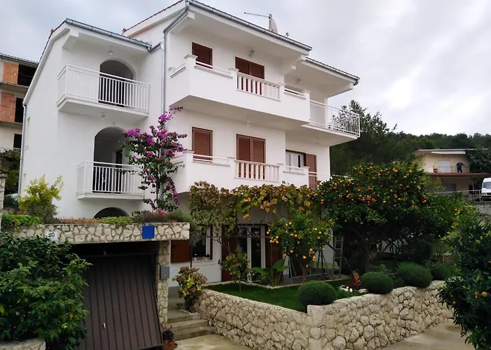 Mia - Spacious On 85 M2 With Beautiful Sea View * Trogir