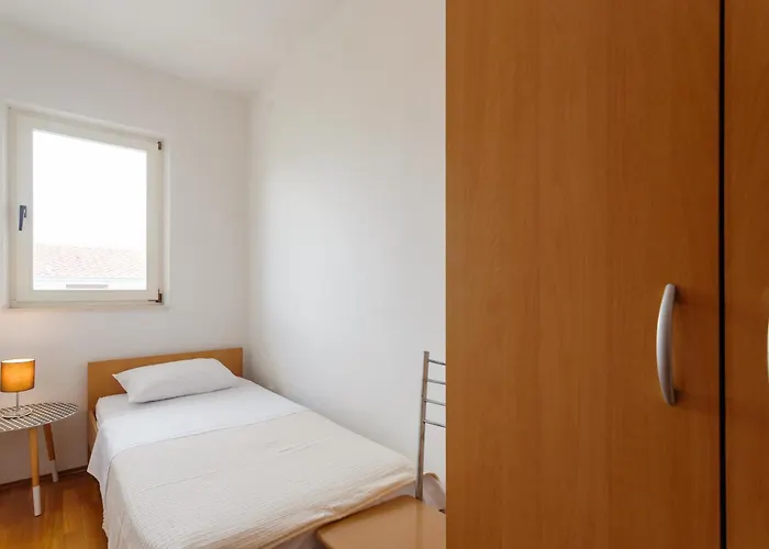 Mia - Spacious On 85 M2 With Beautiful Sea View