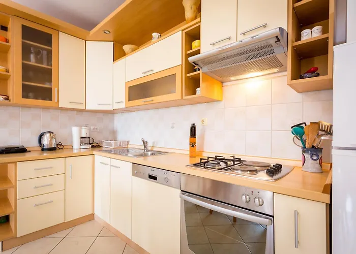 Mia - Spacious On 85 M2 With Beautiful Sea View