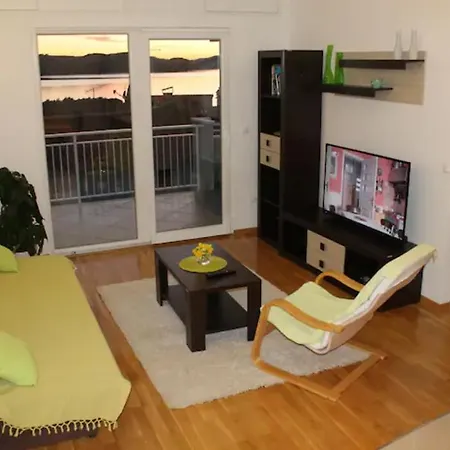 Appartement Mia - Spacious On 85 M2 With Beautiful Sea View Trogir