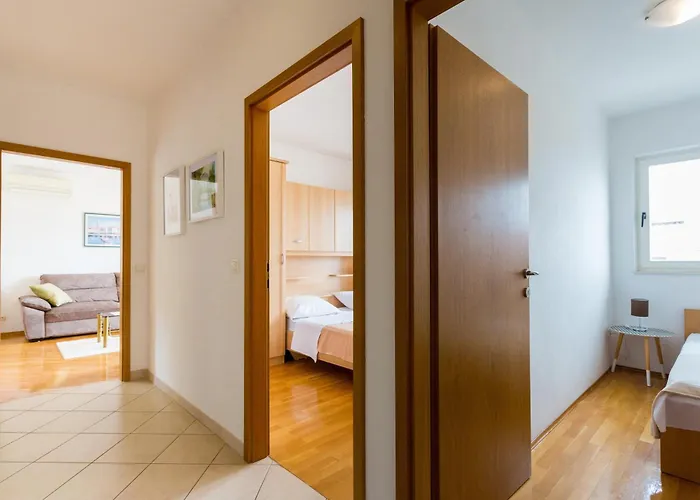 Mia - Spacious On 85 M2 With Beautiful Sea View 公寓 特罗吉尔