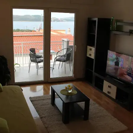 Mia - Spacious On 85 M2 With Beautiful Sea View