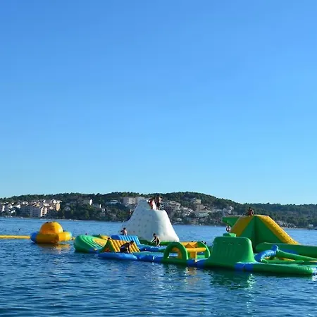 Mia - Spacious On 85 M2 With Beautiful Sea View Apartament Trogir