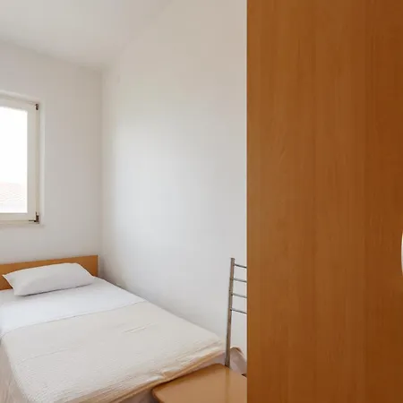 Mia - Spacious On 85 M2 With Beautiful Sea View