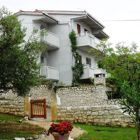 Mia - Spacious On 85 M2 With Beautiful Sea View